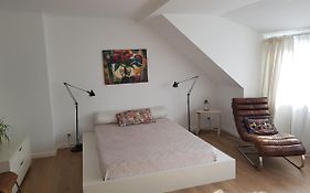Maison Des Fleurs